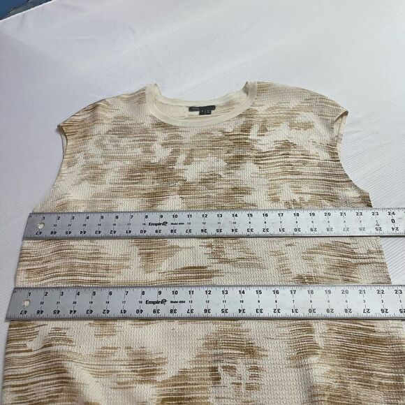 Vince Printed Top Blouse Silk Size Small - Picture 3 of 5